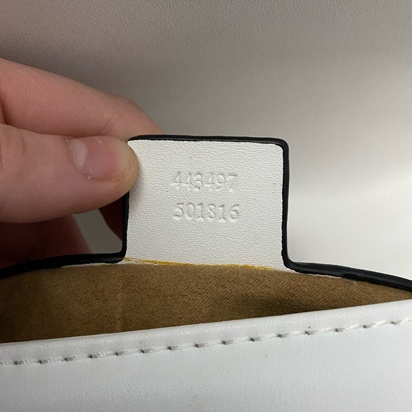 Gucci GG Marmont Matelassé Mini Bag - Picture 4 of 7